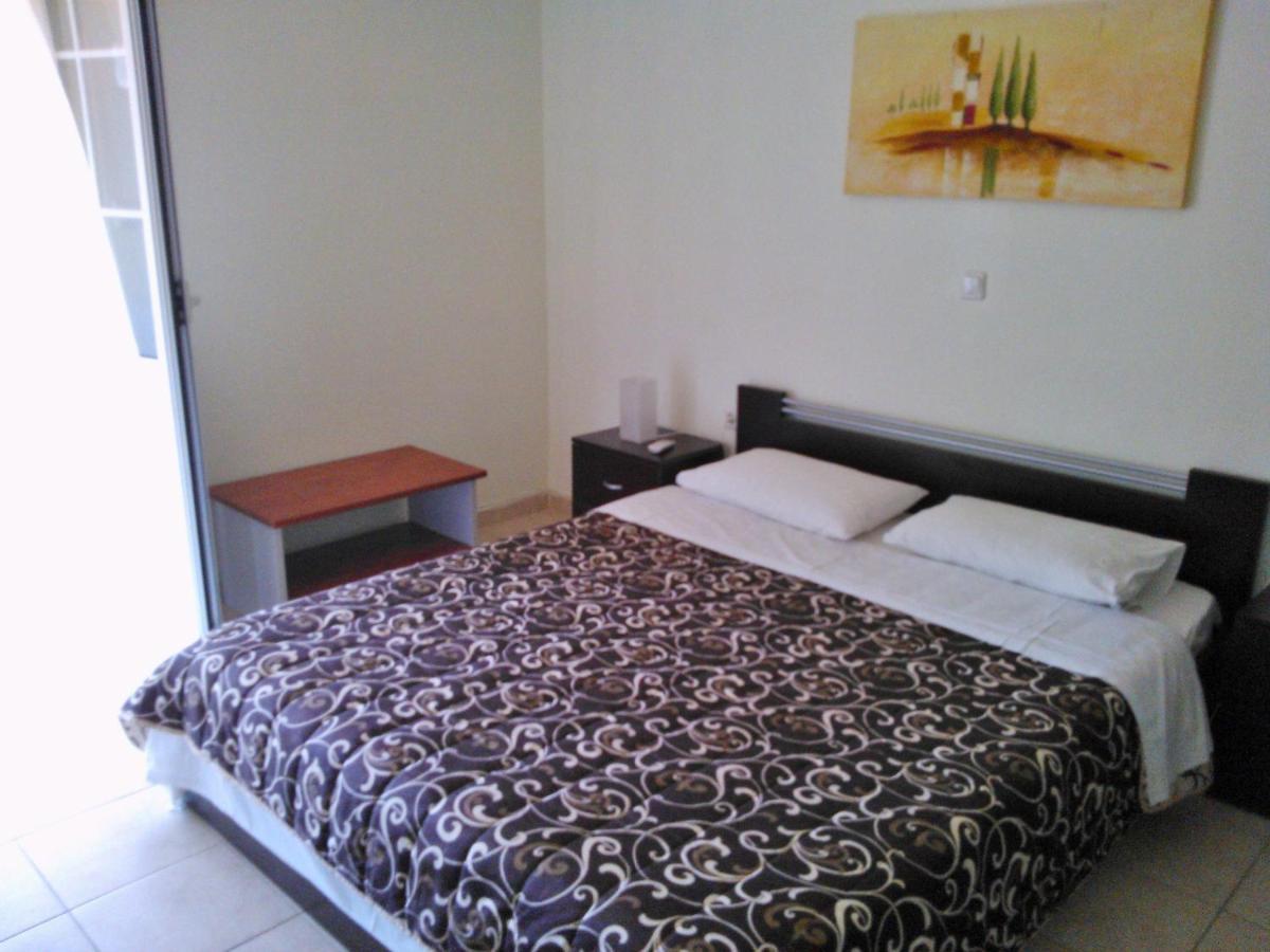Niriides Apartments Asos Cameră foto