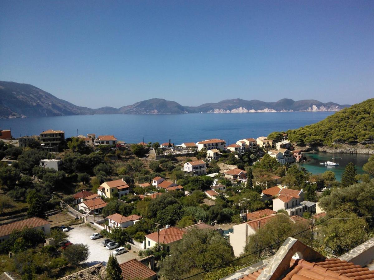 Niriides Apartments Asos Cameră foto