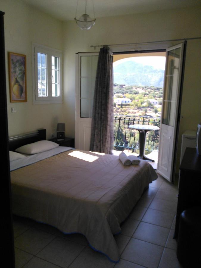 Niriides Apartments Asos Cameră foto